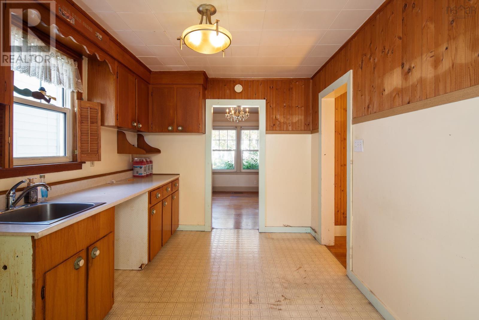 6446 Edinburgh Street, Halifax, Nova Scotia B3L 1W5 - Photo 9 - 202623668
