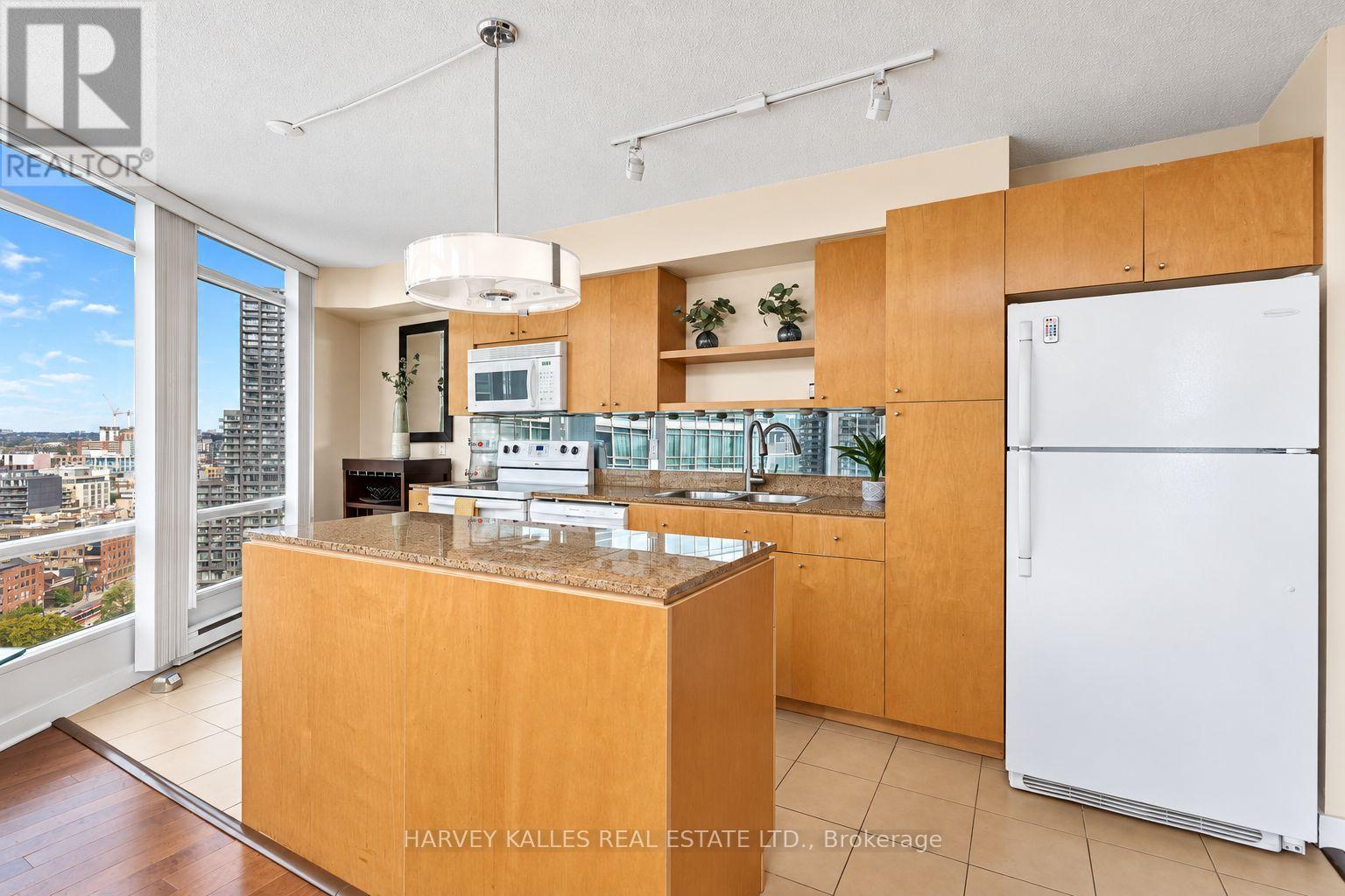 2803 - 373 Front Street W, Toronto, Ontario  M5V 3R7 - Photo 9 - C13792378