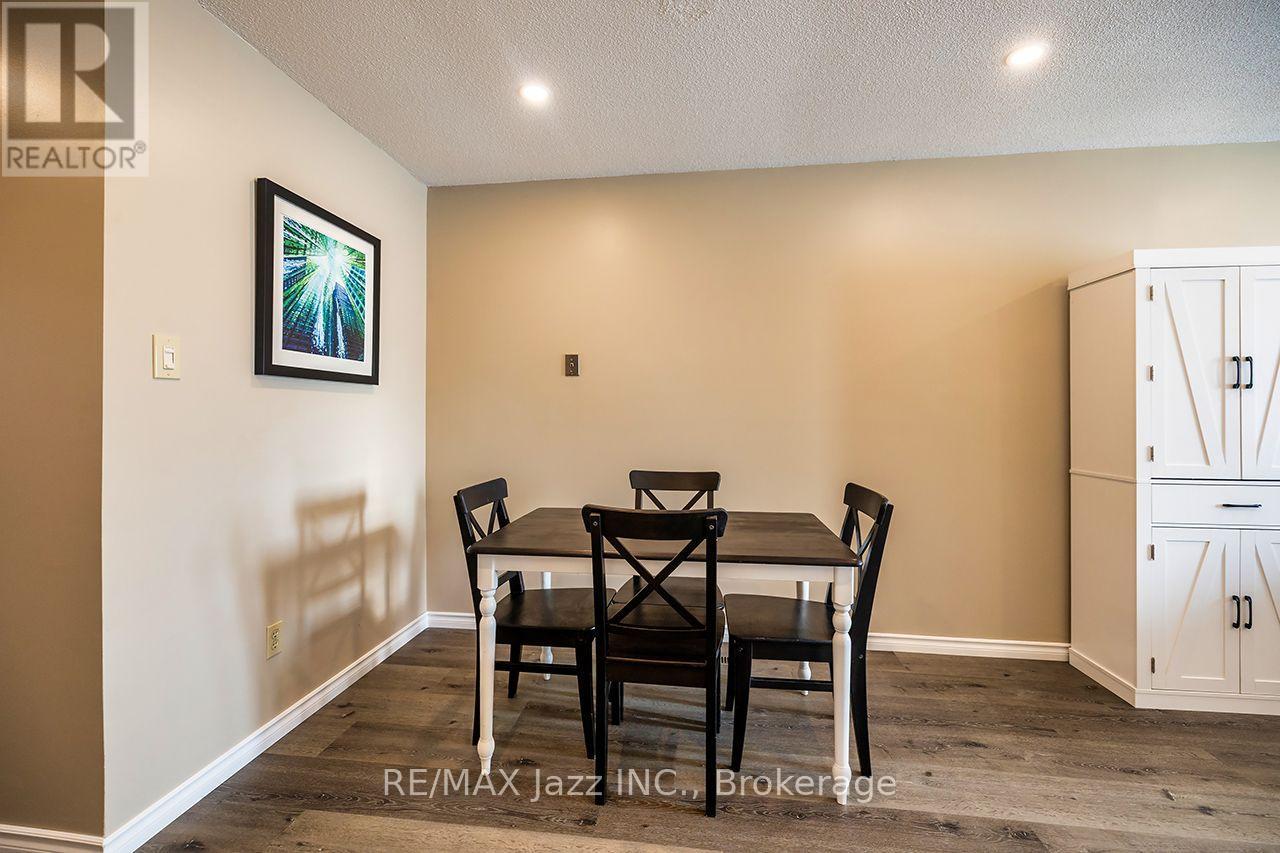 260 Lakeview Park Avenue, Oshawa (Lakeview), Ontario L1J 7M5 - Photo 12 - E13794126