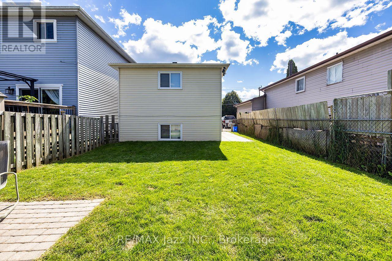 260 Lakeview Park Avenue, Oshawa (Lakeview), Ontario L1J 7M5 - Photo 25 - E13794126