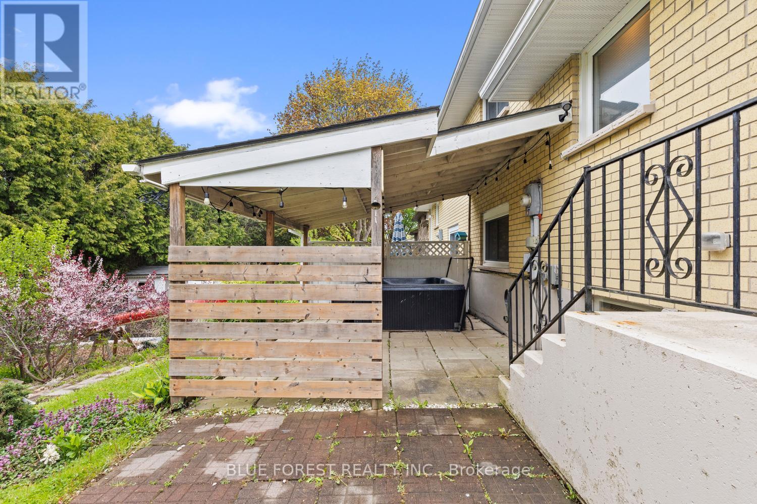 1117 Byron Baseline Road, London South, Ontario  N6K 2C7 - Photo 42 - X13798508