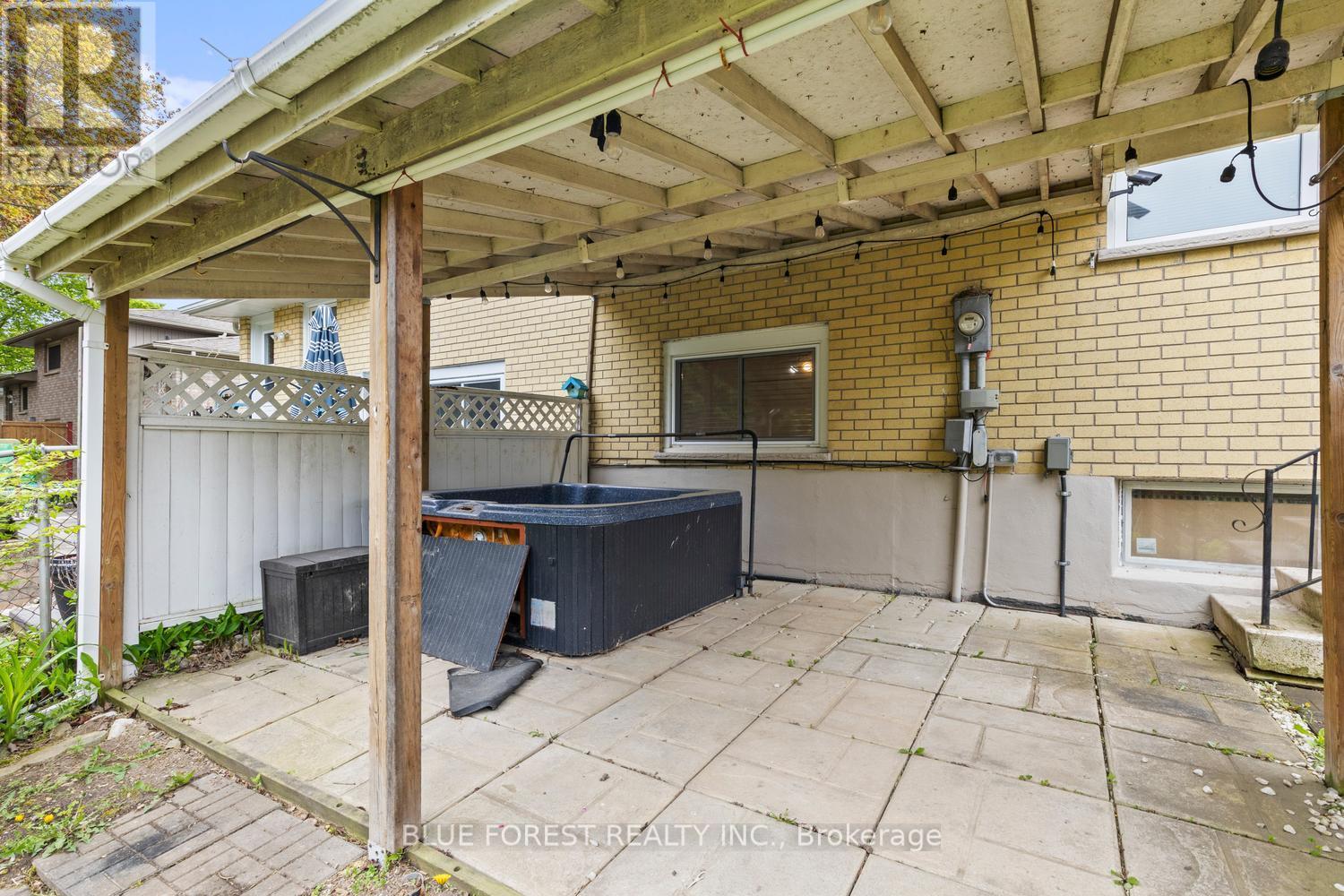 1117 Byron Baseline Road, London South, Ontario  N6K 2C7 - Photo 44 - X13798508