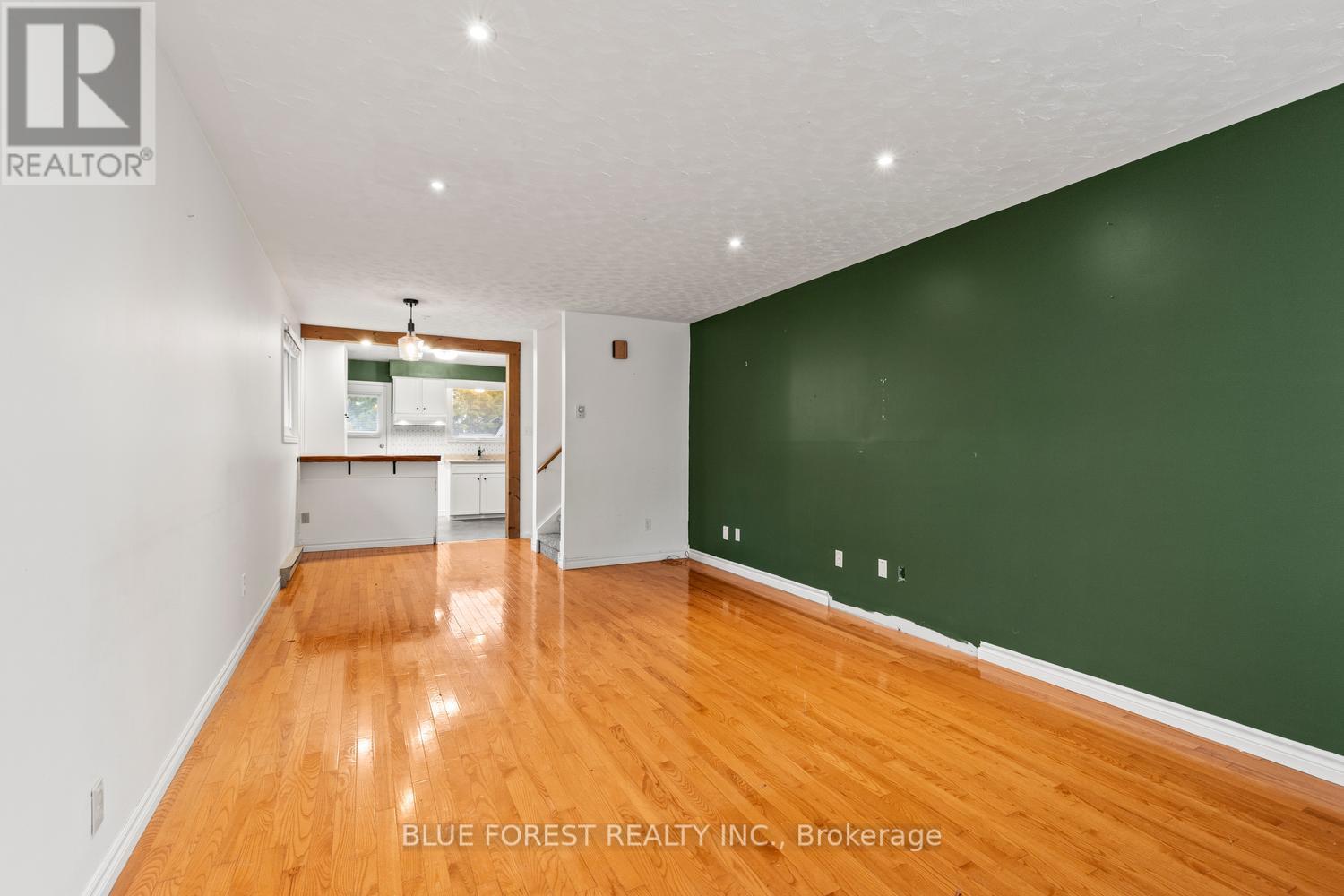 1117 Byron Baseline Road, London South, Ontario  N6K 2C7 - Photo 8 - X13798508