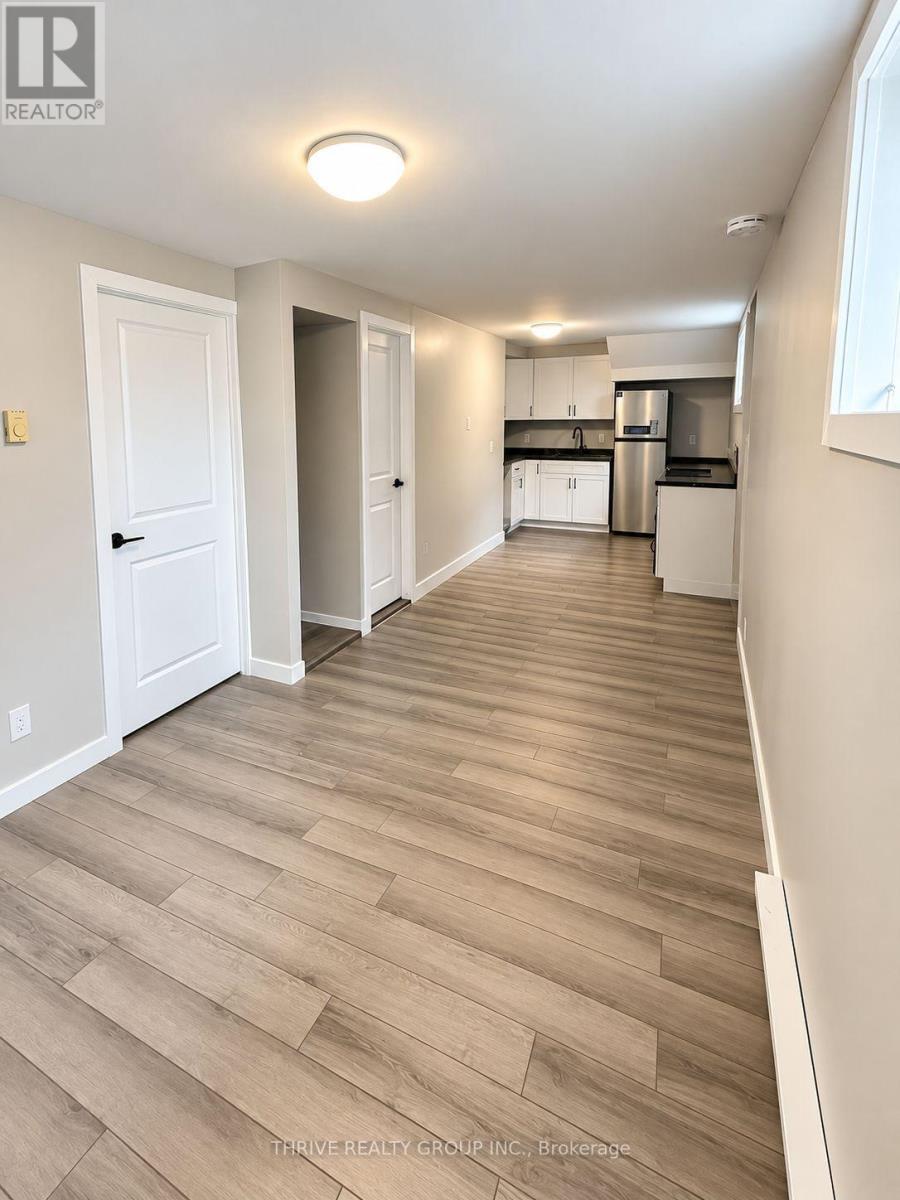 3 - 118 Pine Lawn Avenue, London East, Ontario  N5Z 2R2 - Photo 3 - X13798540