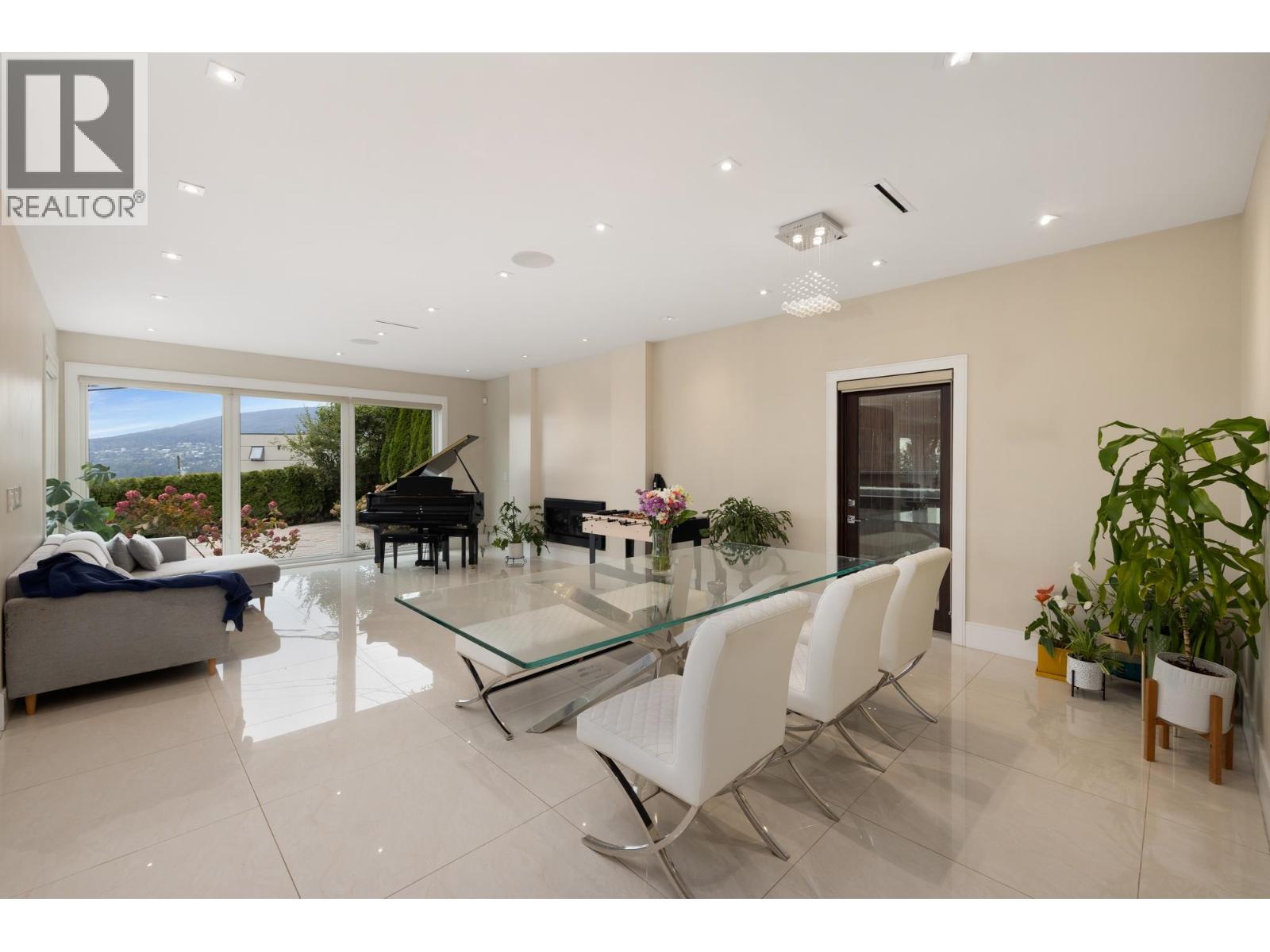 4716 Skyline Drive, North Vancouver, British Columbia  V7R 3H8 - Photo 27 - R3166280