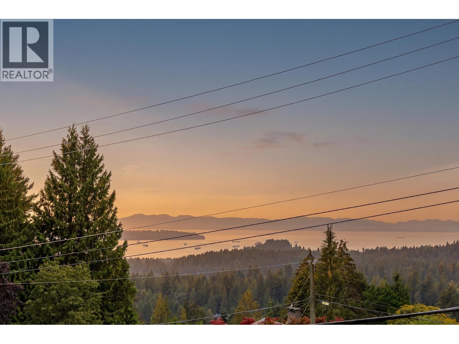 4716 Skyline Drive, North Vancouver, British Columbia  V7R 3H8 - Photo 36 - R3166280