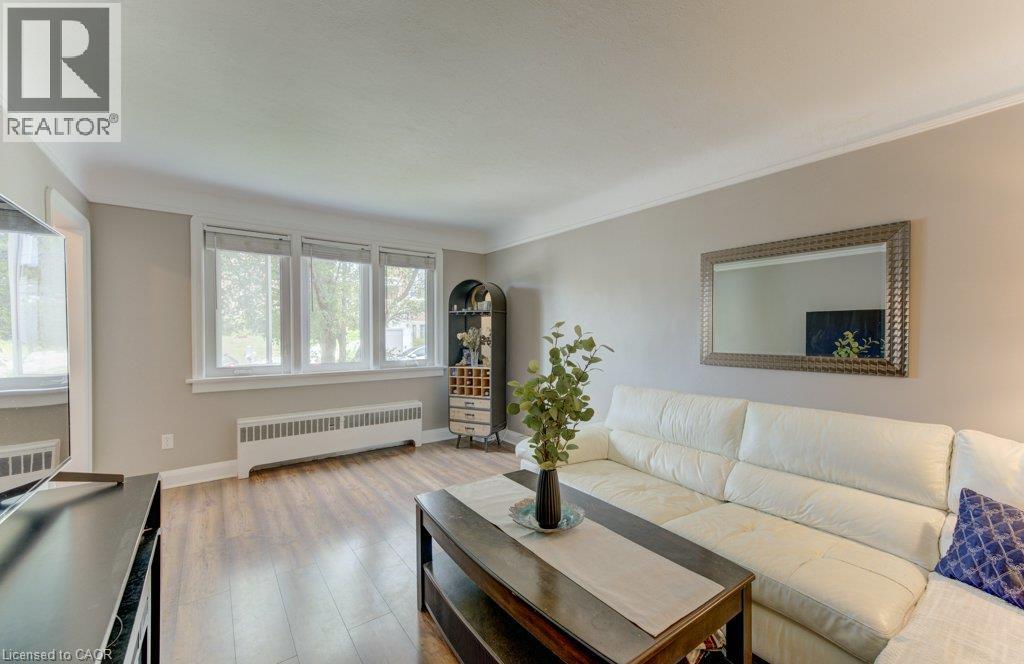 21 Waverly Road, Kitchener, Ontario  N2G 2E1 - Photo 7 - 40864295