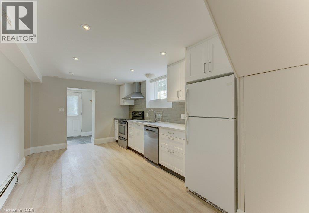 21 Waverly Road, Kitchener, Ontario  N2G 2E1 - Photo 33 - 40864295