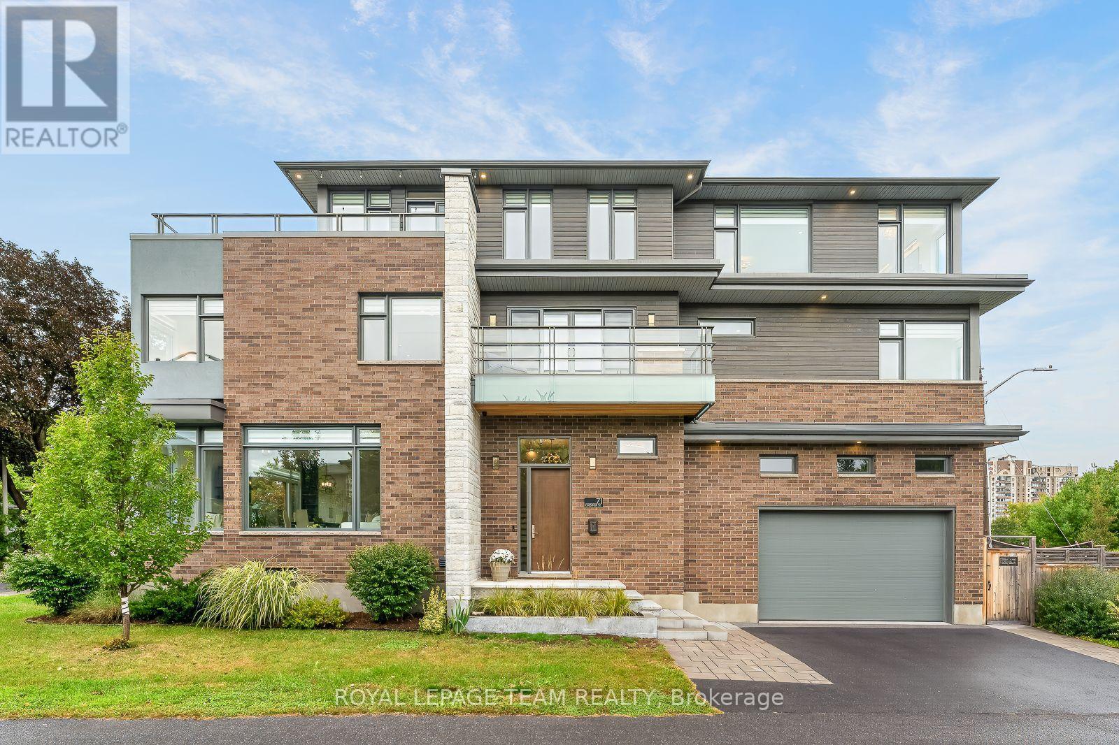 71 CHESTNUT STREET, Ottawa, Ontario