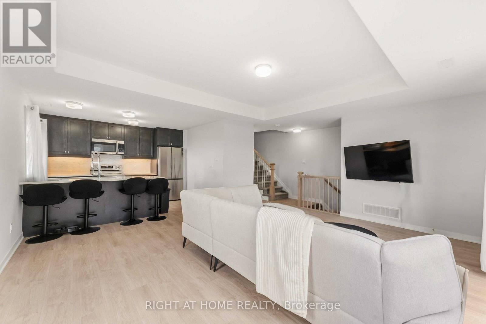 206 Parnian Private, Ottawa, Ontario  K2J 6H3 - Photo 6 - X13796860