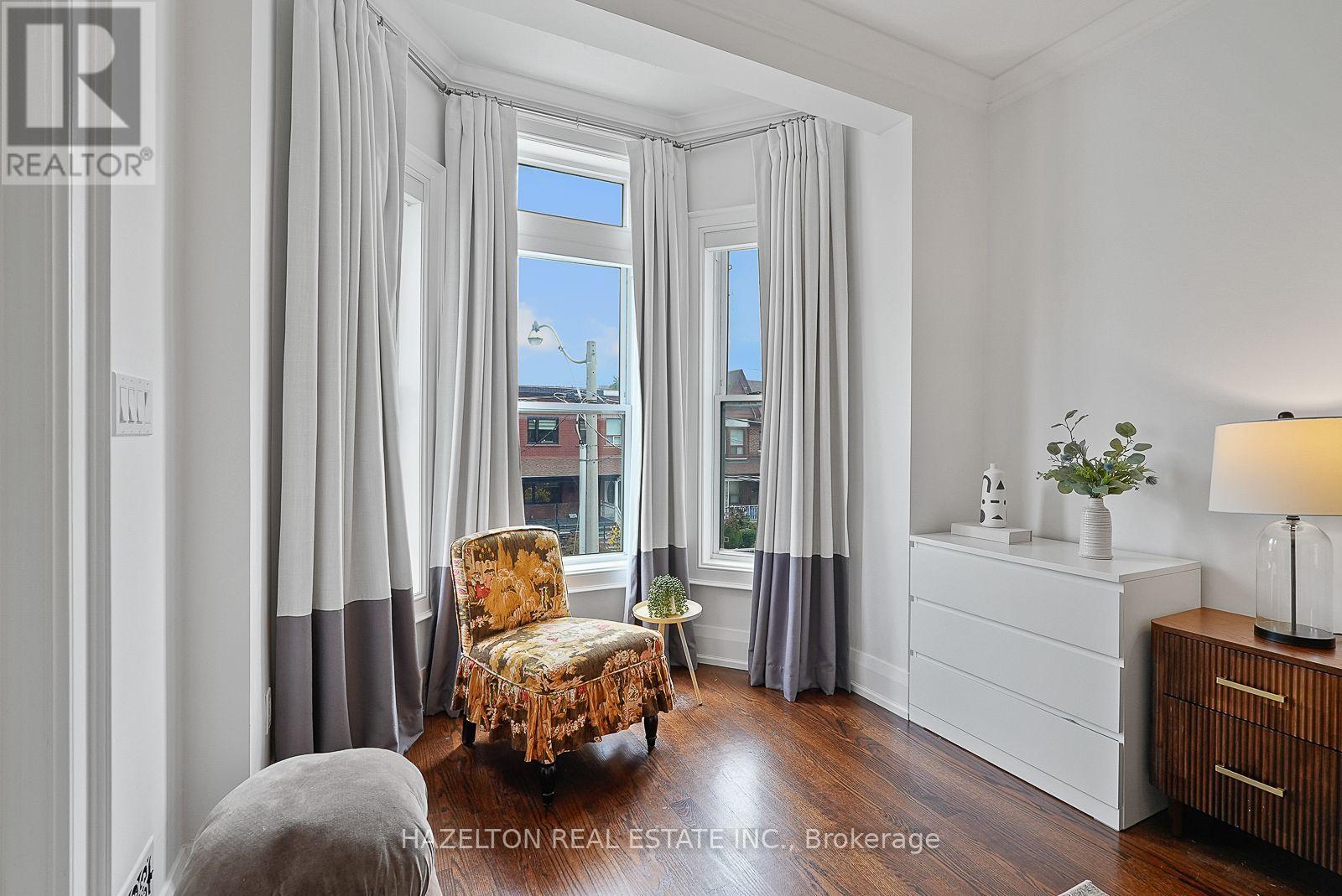 68 Montrose Avenue, Toronto, Ontario  M6J 2T7 - Photo 17 - C13798812