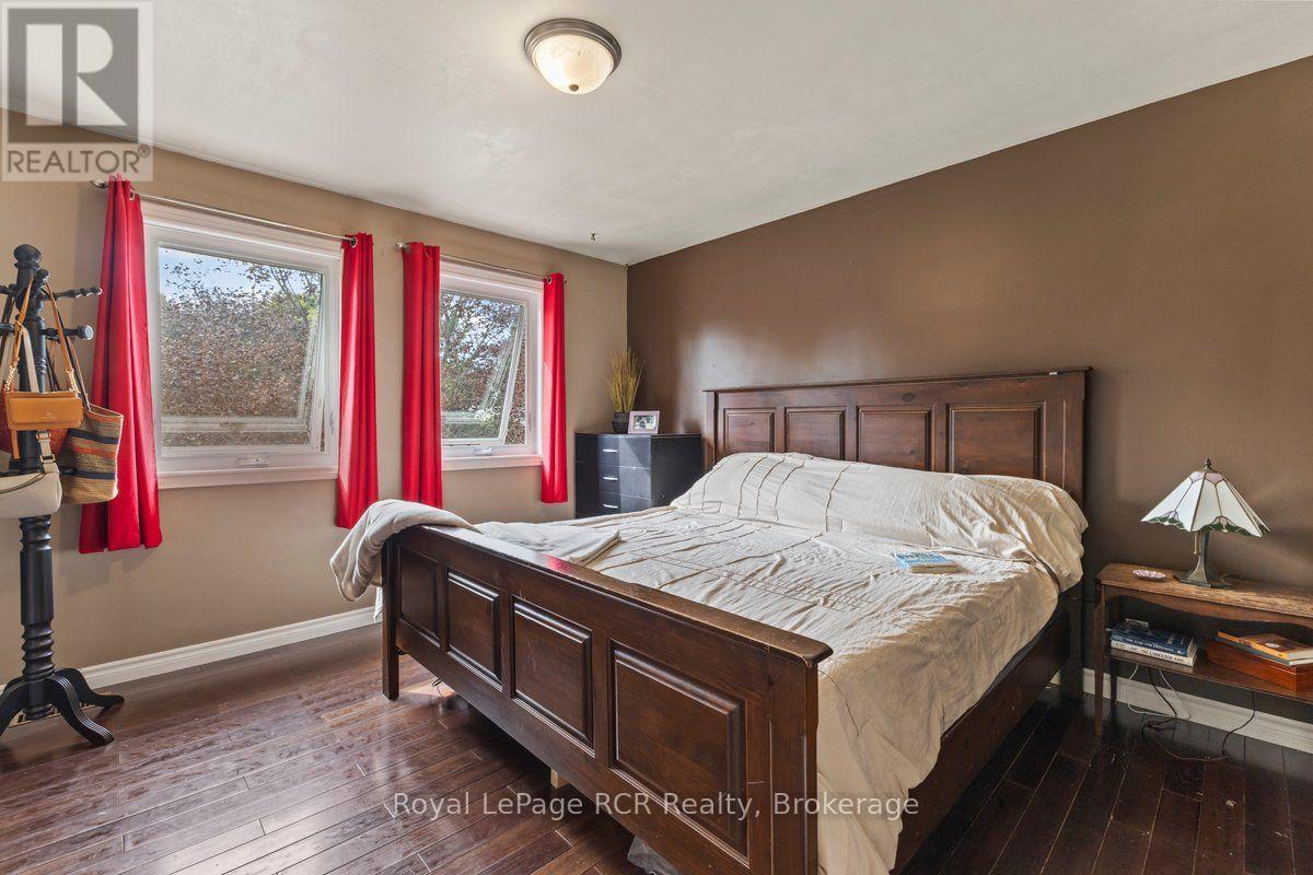 144 2nd Street, Hanover, Ontario  N4N 1A2 - Photo 17 - X13798656