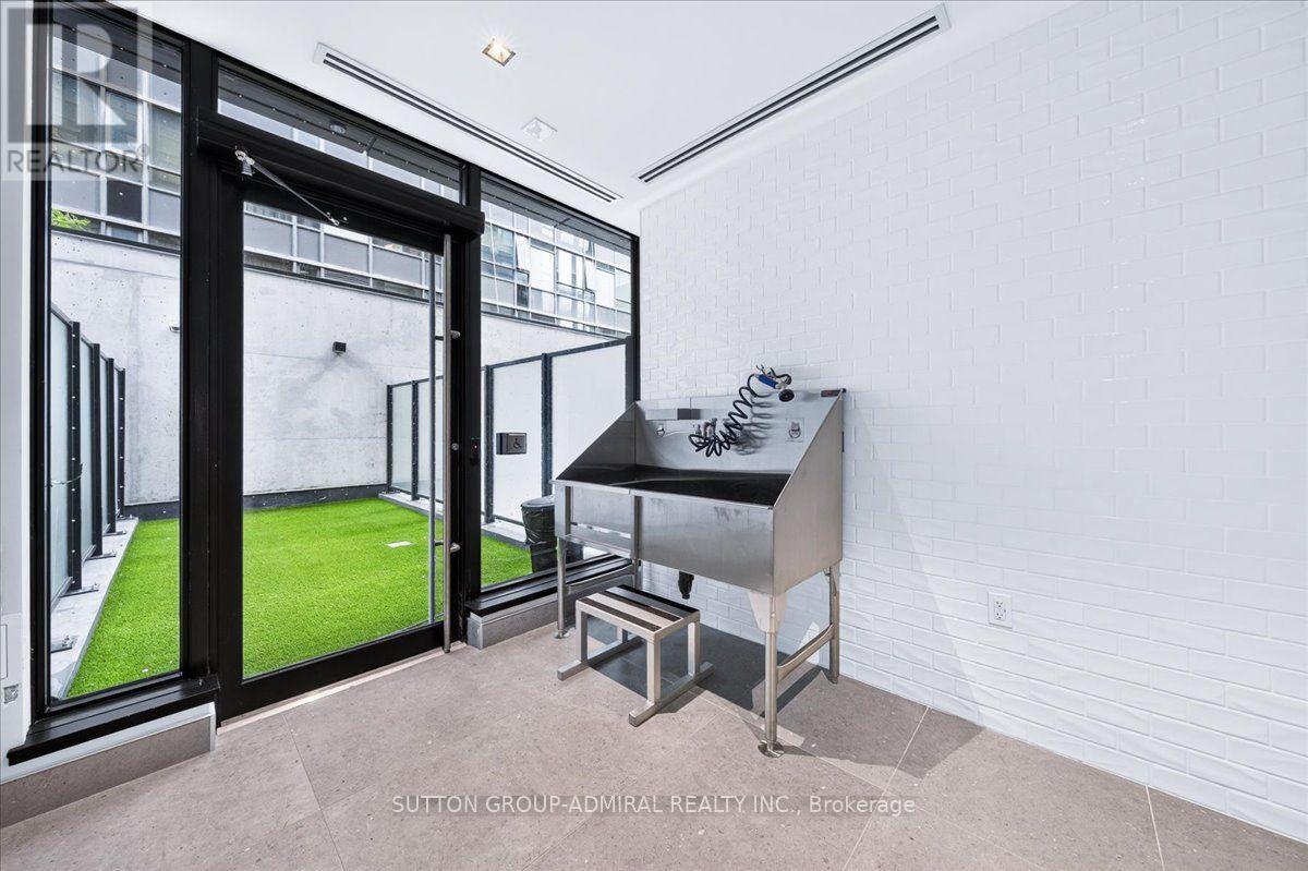 2202 - 284 King Street E, Toronto, Ontario  M5A 1K4 - Photo 29 - C13798794