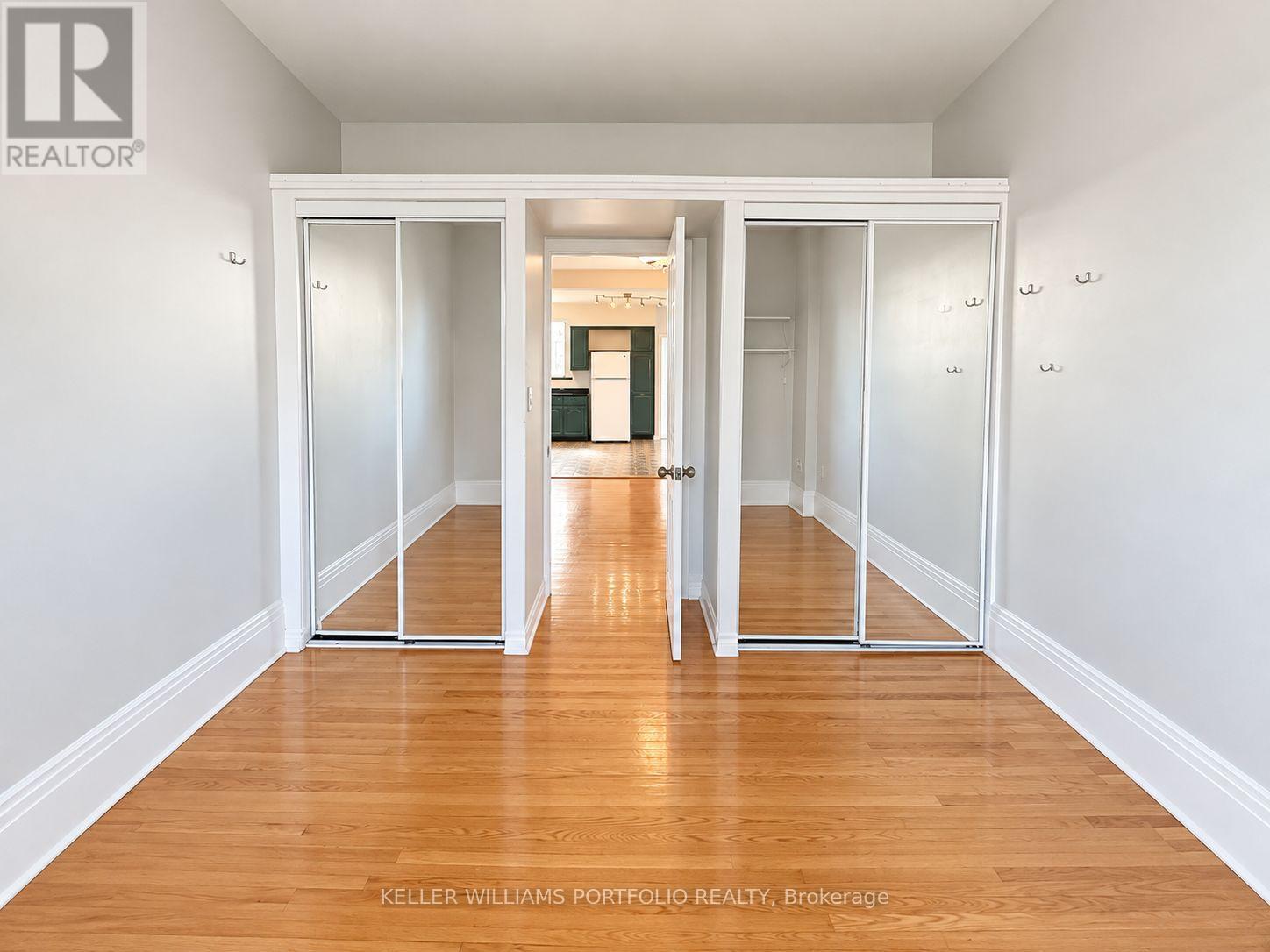 Main Fl - 184 Franklin Avenue, Toronto, Ontario  M6P 3Y8 - Photo 4 - W13727270