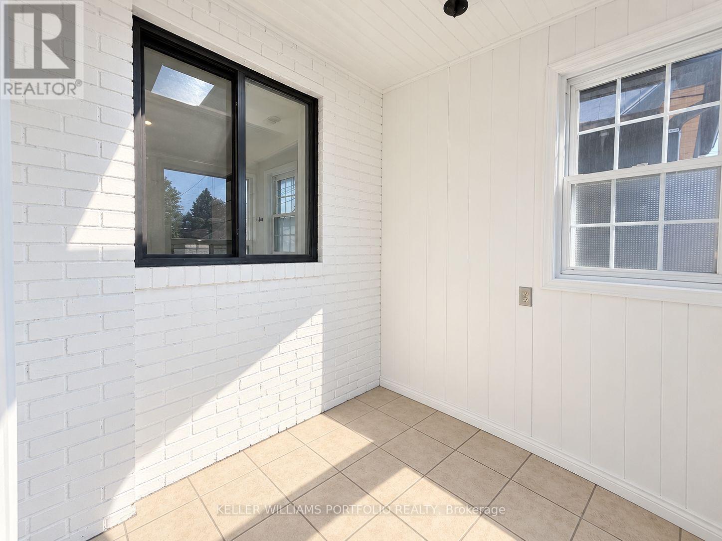 Main Fl - 184 Franklin Avenue, Toronto, Ontario  M6P 3Y8 - Photo 8 - W13727270
