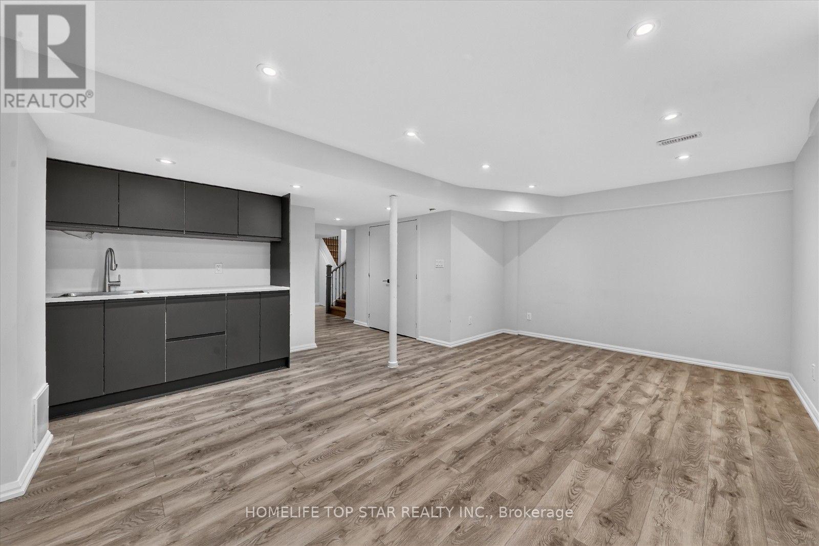 226 Bennett Street, Newmarket (Glenway Estates), Ontario  L3X 0M1 - Photo 31 - N13798706