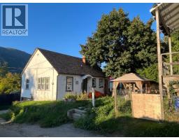 411 LATIMER Street, Nelson, British Columbia