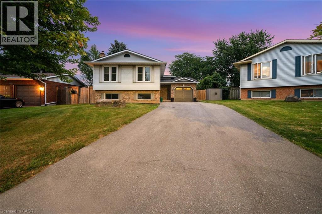 3929 Vineyard Crescent, Vineland, Ontario  L0R 2C0 - Photo 3 - 40864409
