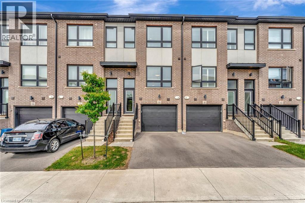 720 Grey Street Unit# 32, Brantford, Ontario  N3S 0K2 - Photo 1 - 40864438