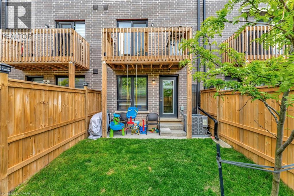 720 Grey Street Unit# 32, Brantford, Ontario  N3S 0K2 - Photo 28 - 40864438