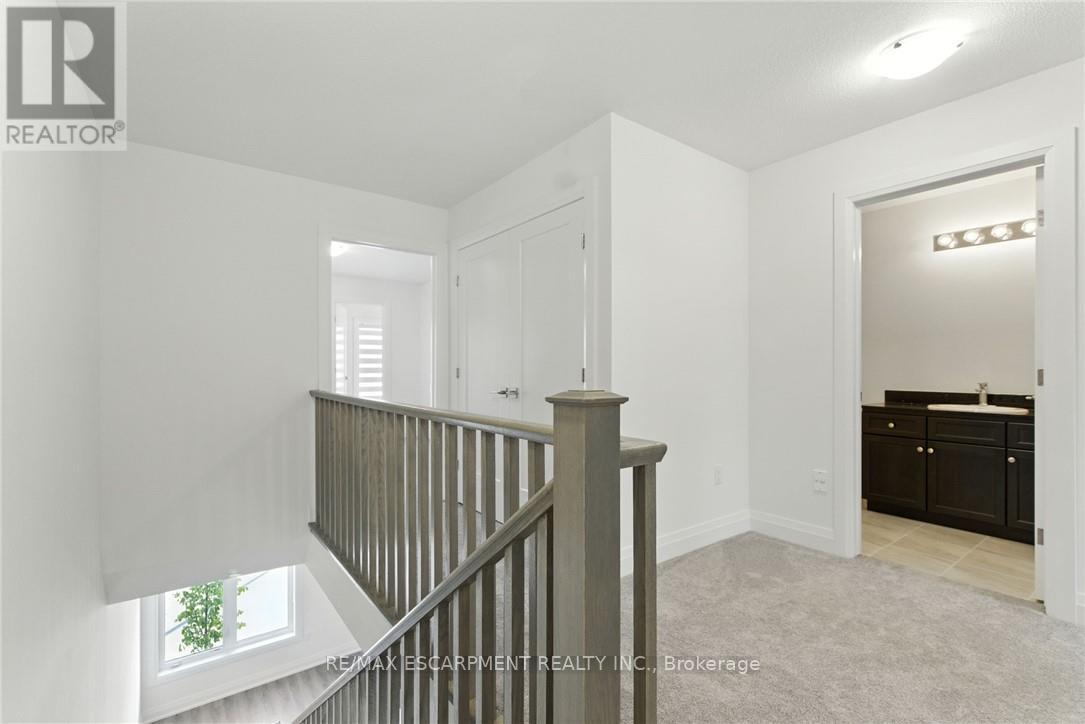 4 Clear Valley Lane, Hamilton, Ontario L0R 1W0 - Photo 10 - X13496322