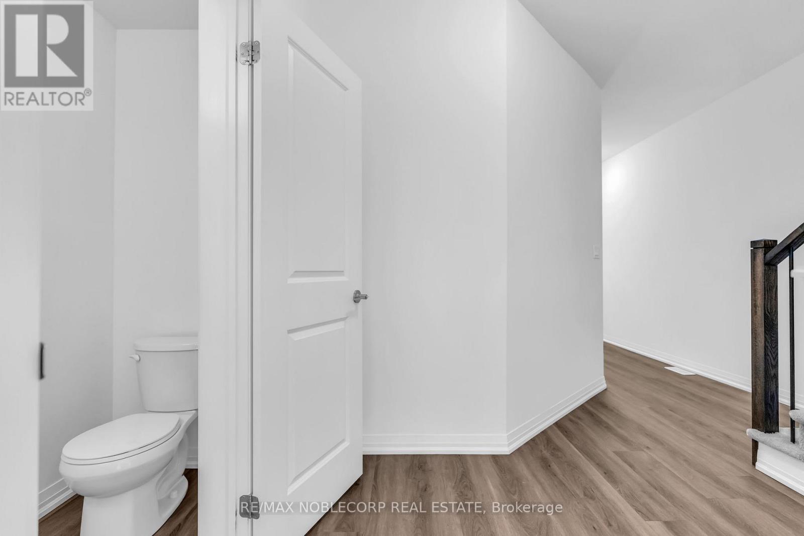 7396 Matteo Drive, Niagara Falls, Ontario  L2H 3T3 - Photo 13 - X13798700