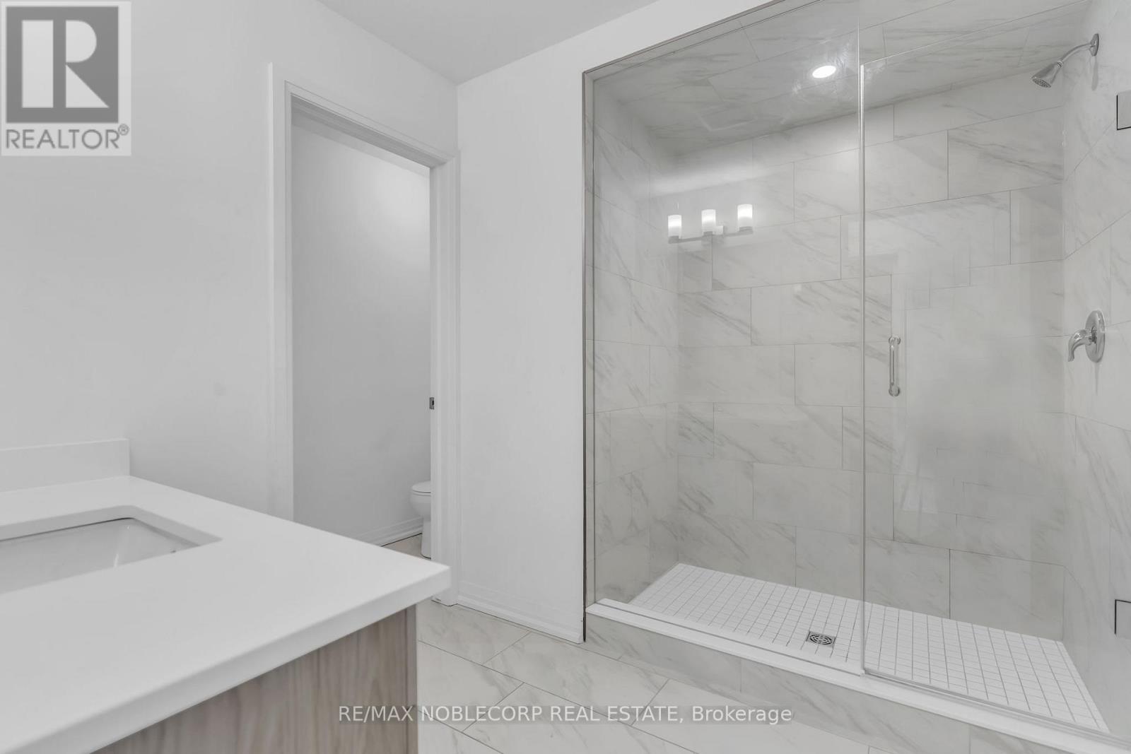 7396 Matteo Drive, Niagara Falls, Ontario L2H 3T3 - Photo 18 - X13798738