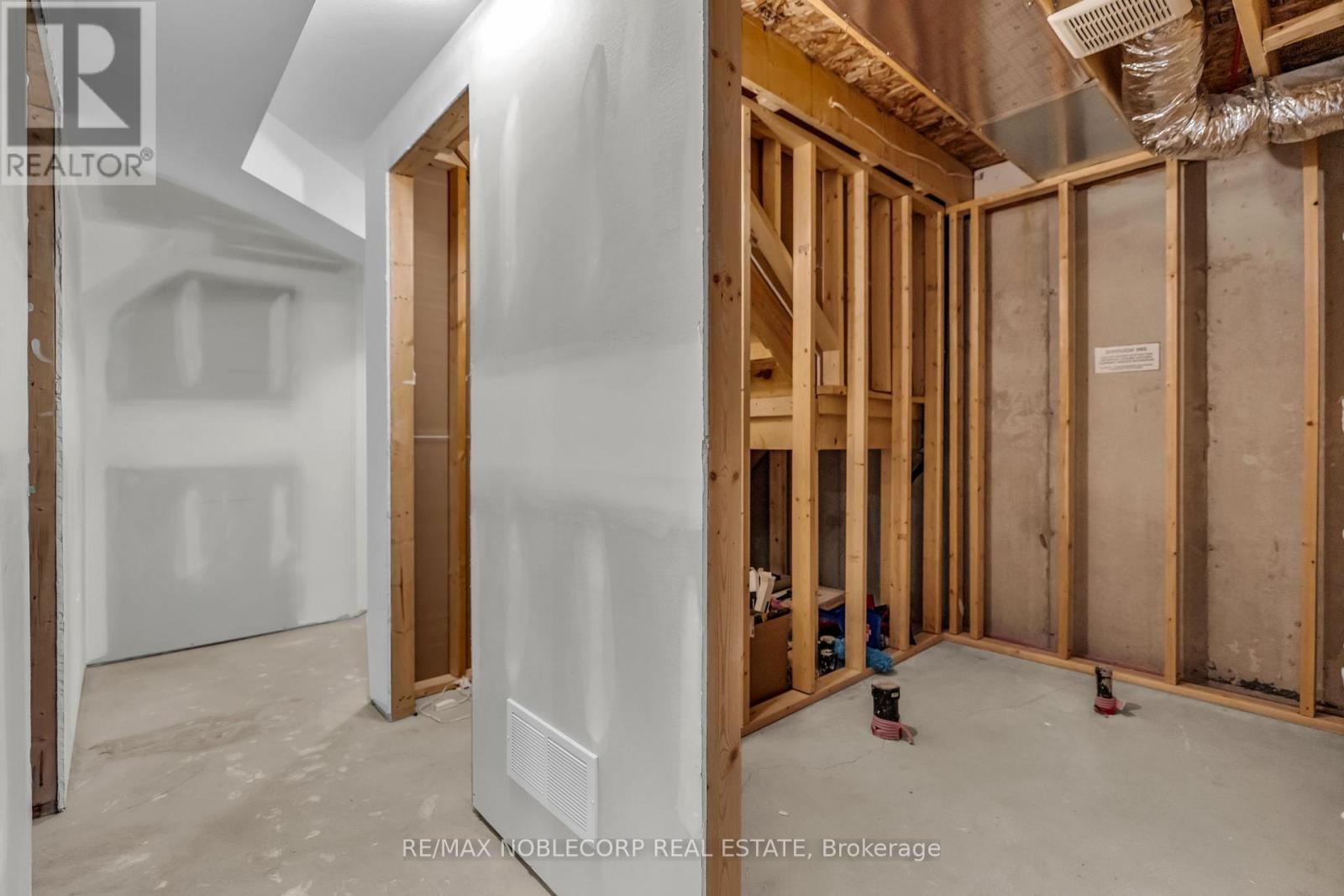 7396 Matteo Drive, Niagara Falls, Ontario L2H 3T3 - Photo 27 - X13798738