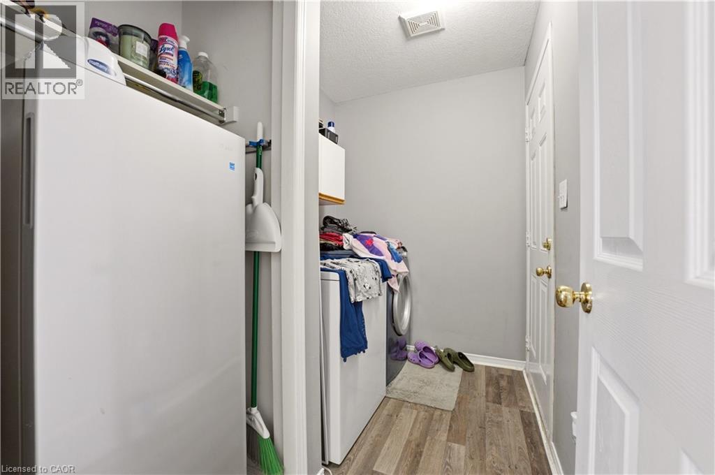541 Wild Iris Avenue, Waterloo, Ontario  N2V 2W4 - Photo 15 - 40864304
