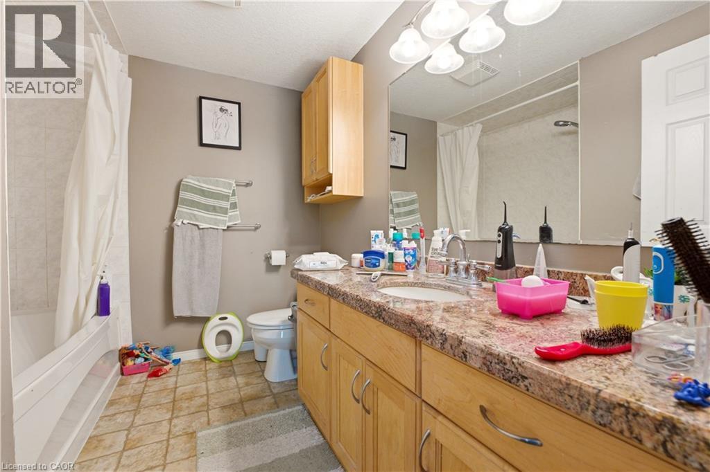 541 Wild Iris Avenue, Waterloo, Ontario  N2V 2W4 - Photo 22 - 40864304