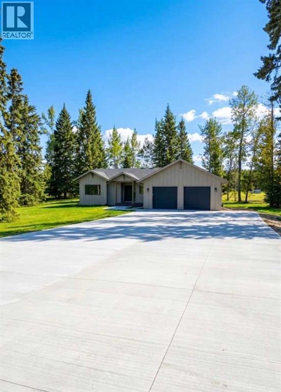 413 Valley View Close, Rural Clearwater County, Alberta  T4T 2A2 - Photo 1 - A2303510