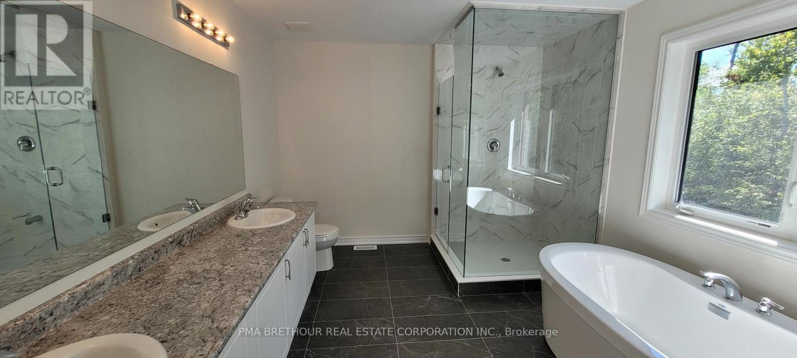 143 Dovedale Drive, Georgina, Ontario  L4P 0S6 - Photo 10 - N13774242