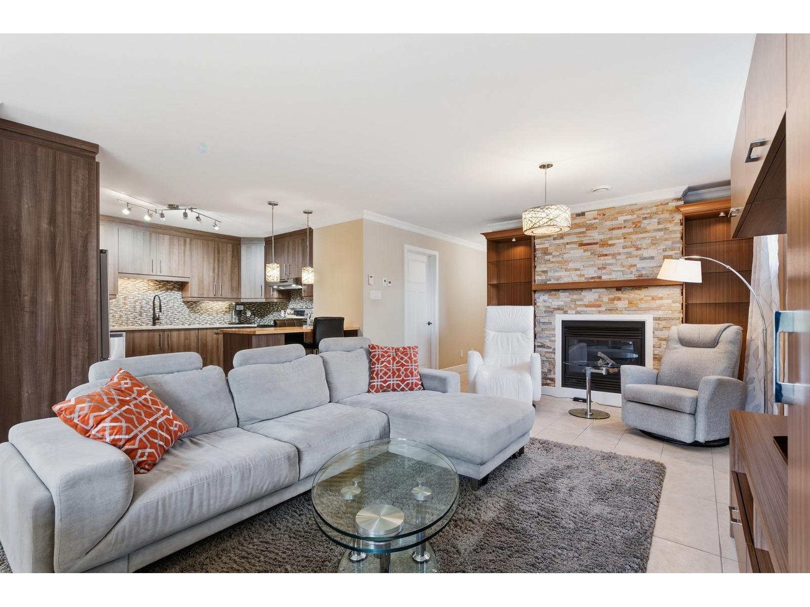 617 Rue de Hatley Magog Quebec Canada J1X0H2