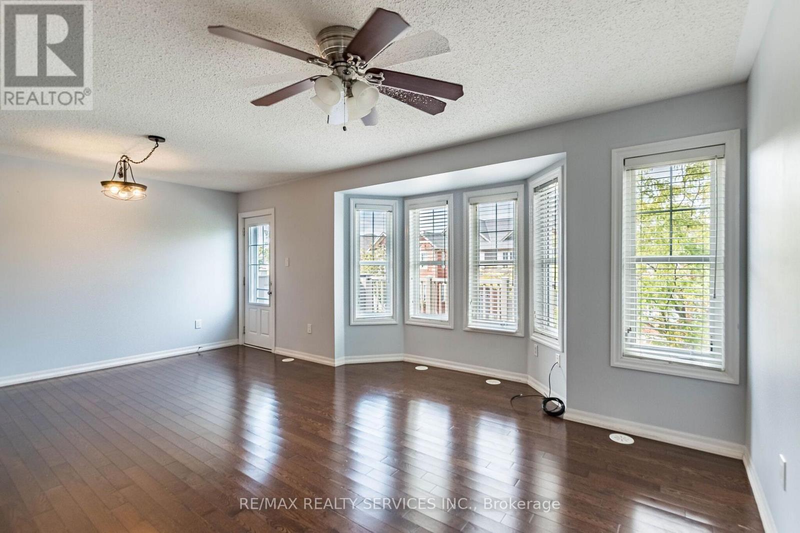 222 Mortimer Crescent, Milton, Ontario  L9T 8N7 - Photo 9 - W13654254