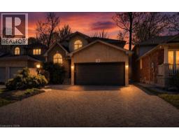 734 BRIGADOON Drive, Hamilton, Ontario