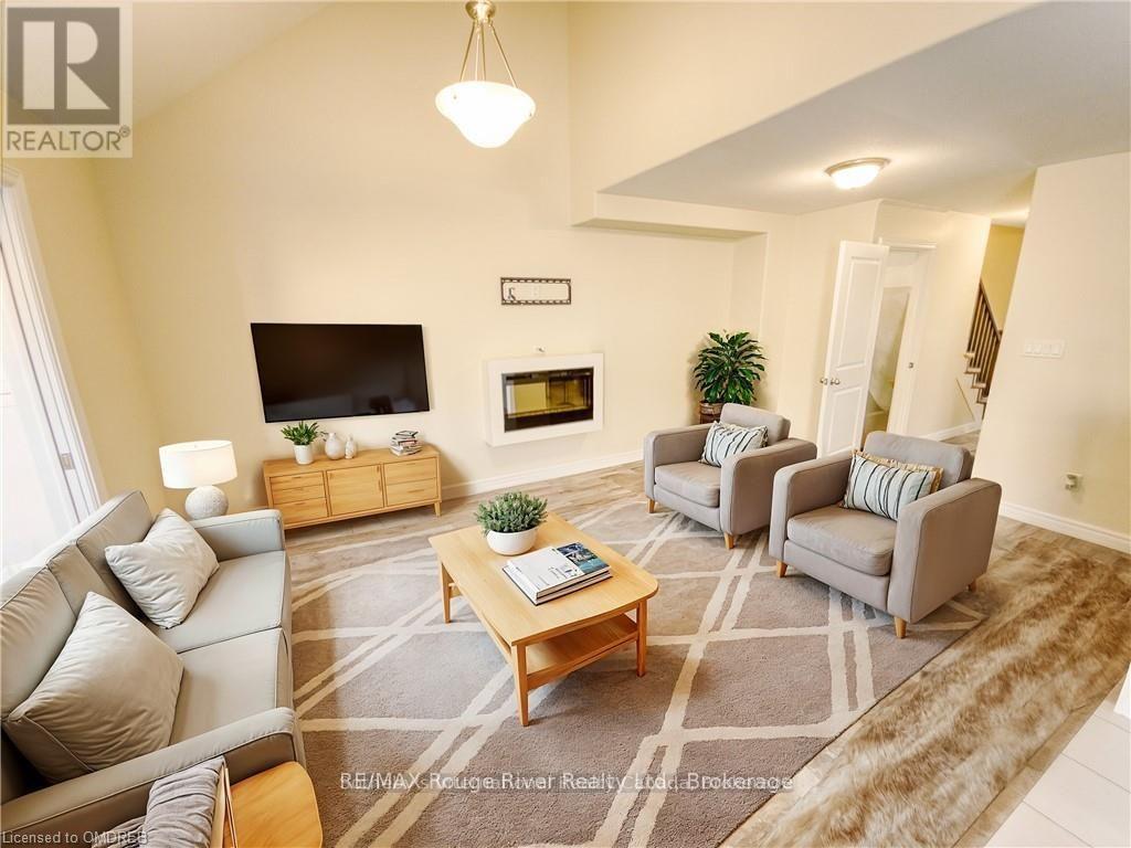 814 Broadway Boulevard, Peterborough, Ontario  L3C 5M8 - Photo 4 - X13798956