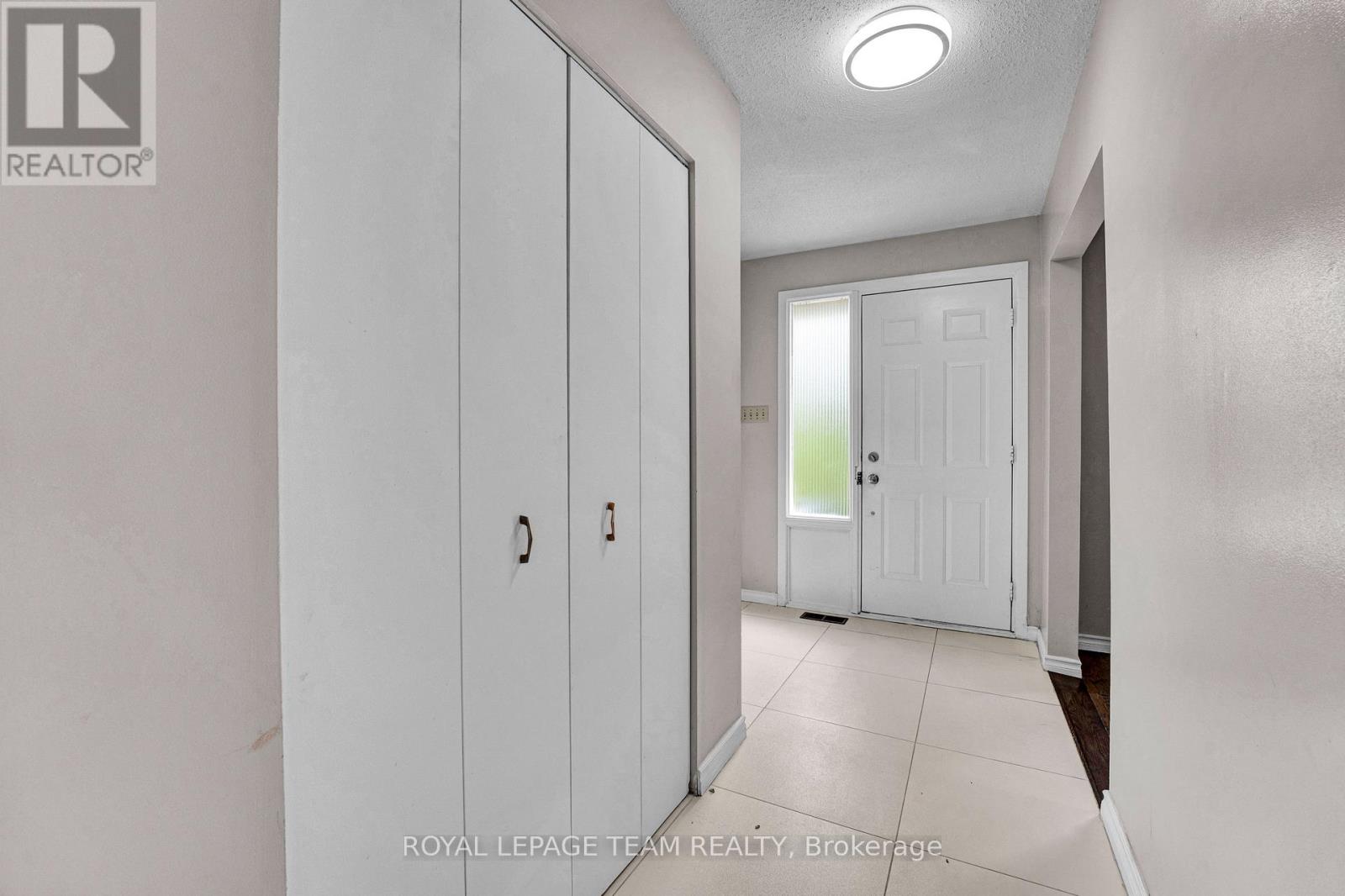 101 Country Lane W, Ottawa, Ontario  K2L 1J4 - Photo 7 - X13798902