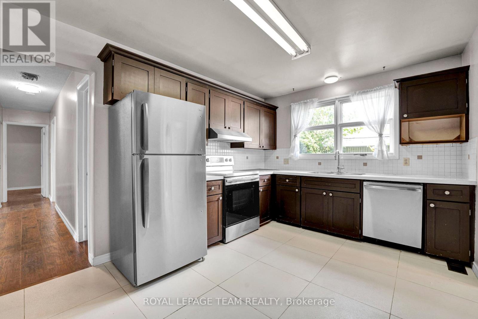 101 Country Lane W, Ottawa, Ontario  K2L 1J4 - Photo 11 - X13798916