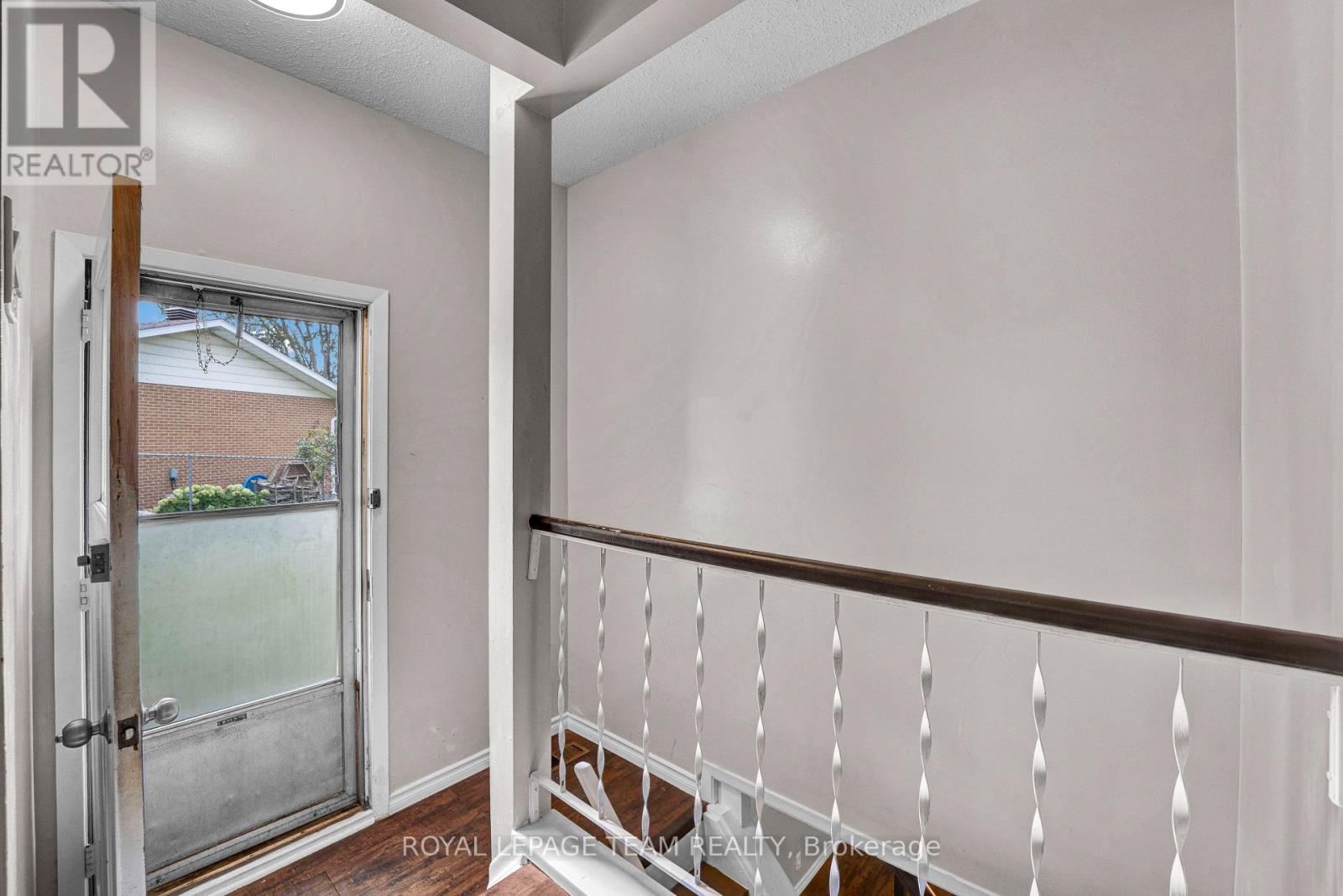 101 Country Lane W, Ottawa, Ontario  K2L 1J4 - Photo 31 - X13798916