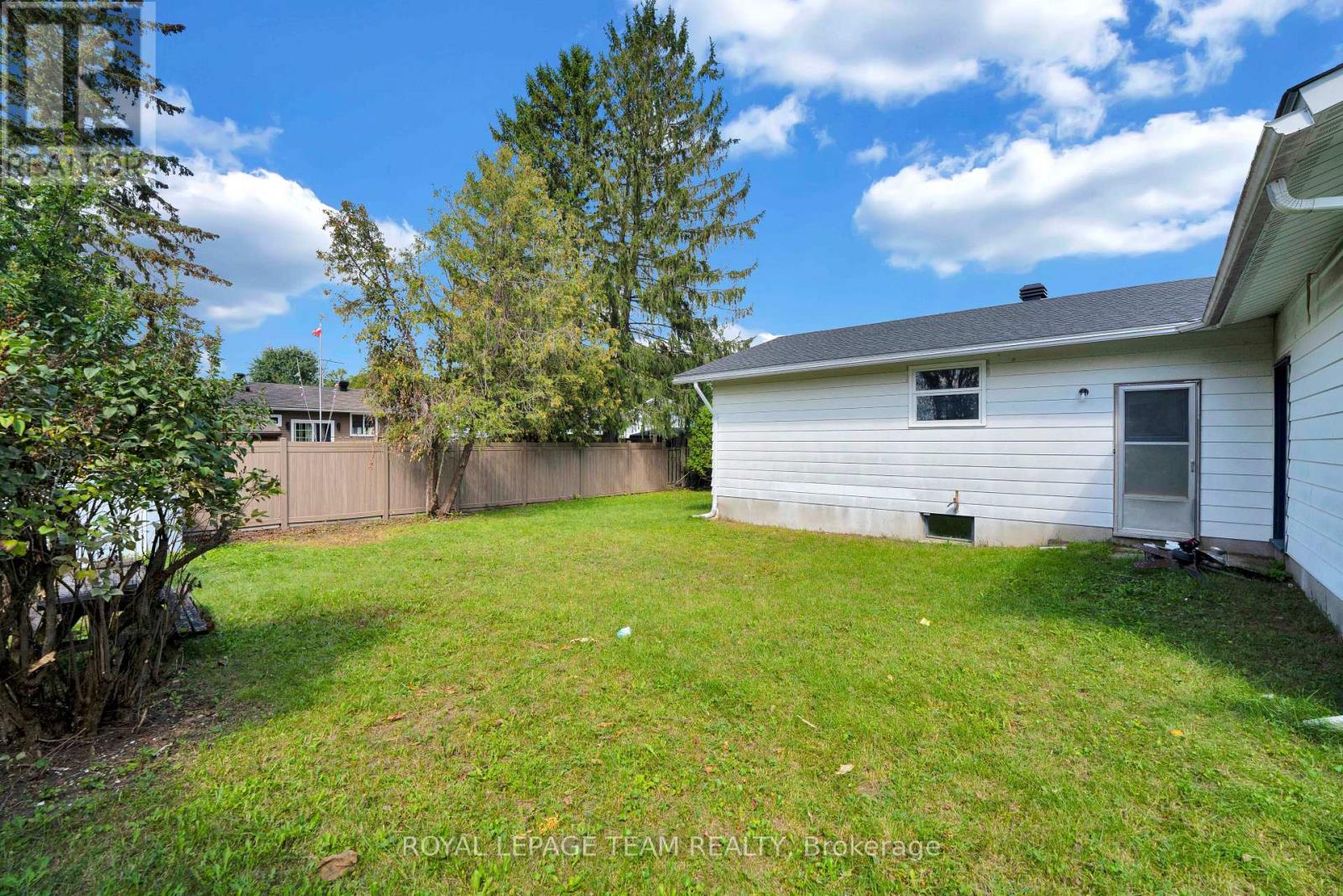 101 Country Lane W, Ottawa, Ontario  K2L 1J4 - Photo 41 - X13798916