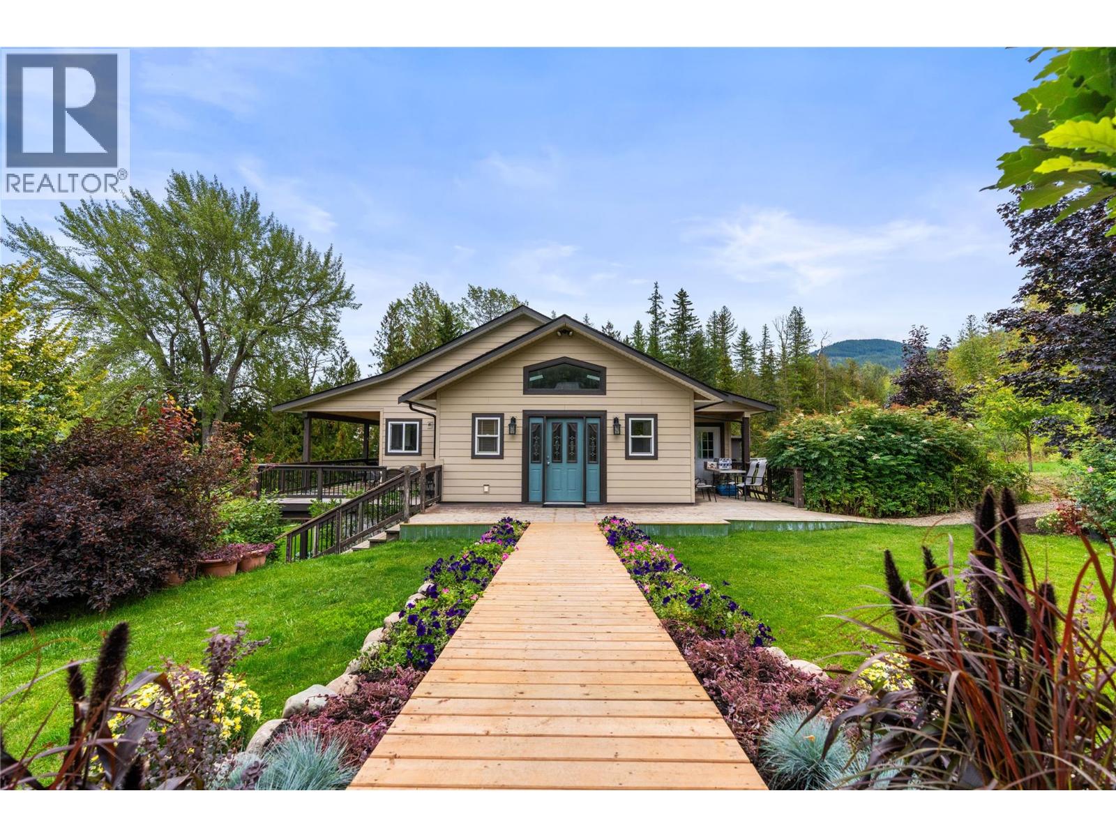 5089a Cedar Hill Road, Falkland, British Columbia  V0E 1W0 - Photo 12 - 10400054