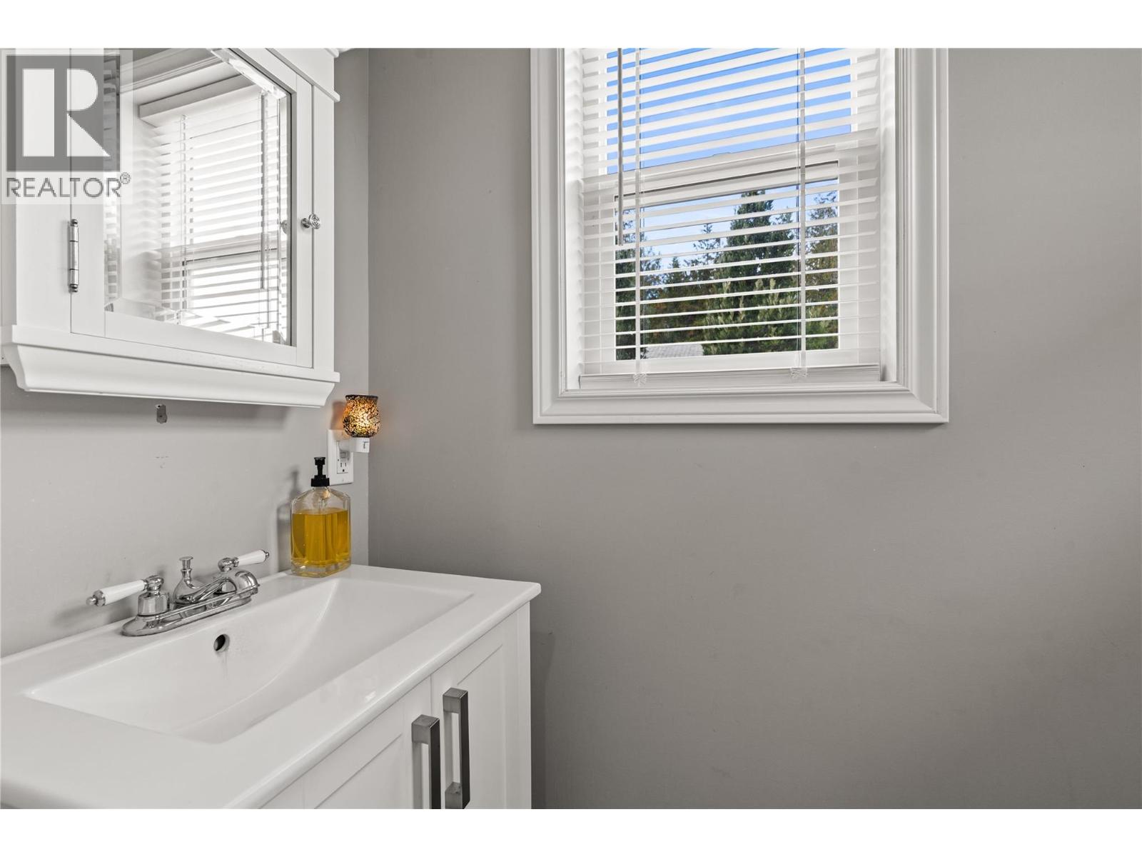 5089a Cedar Hill Road, Falkland, British Columbia  V0E 1W0 - Photo 17 - 10400054