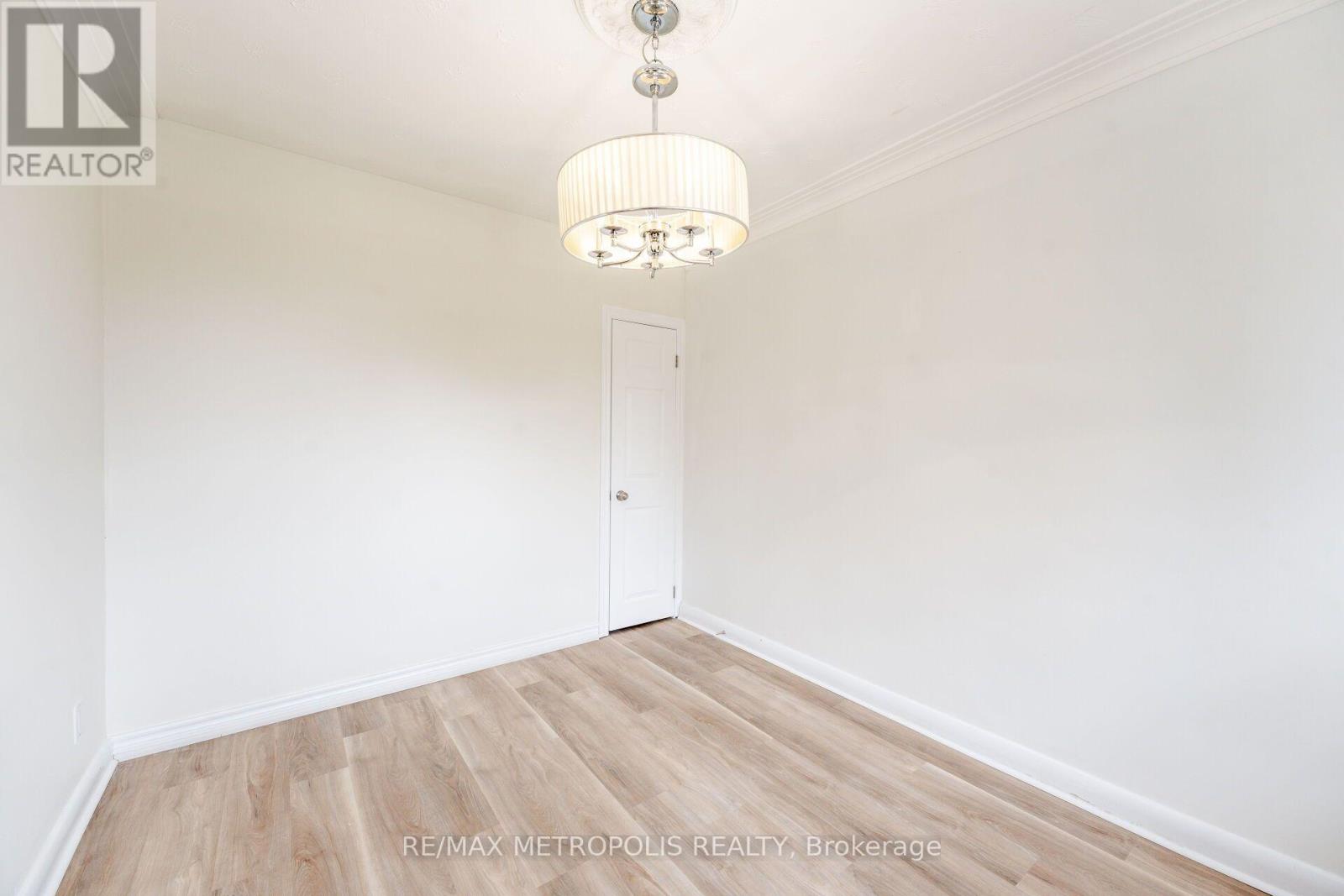 20 Perivale Crescent, Toronto, Ontario  M1J 2C1 - Photo 25 - E13798878