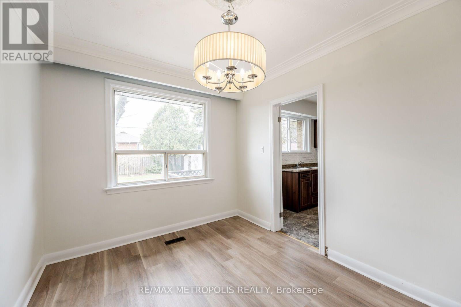 20 Perivale Crescent, Toronto, Ontario  M1J 2C1 - Photo 27 - E13798878