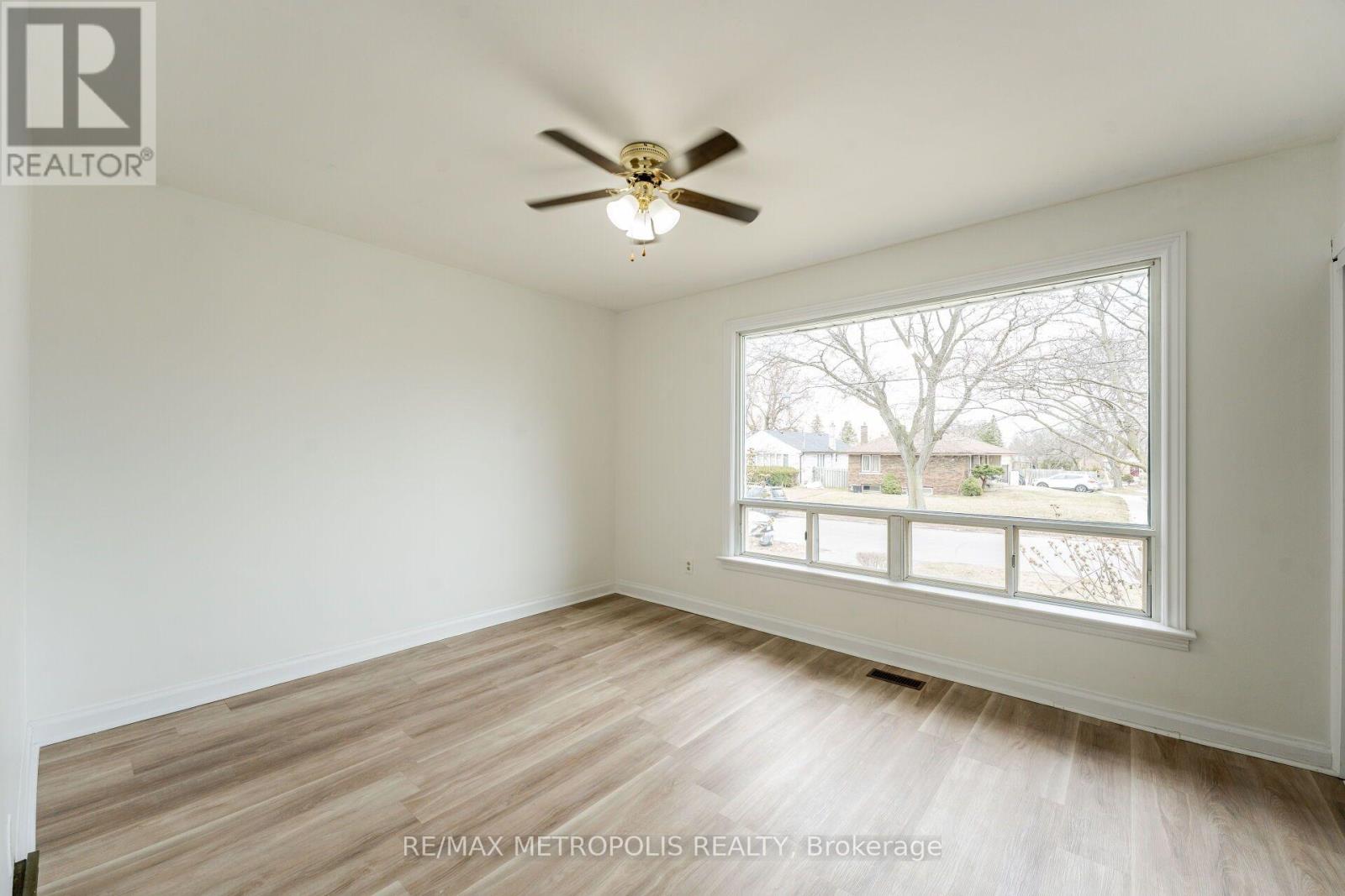 20 Perivale Crescent, Toronto, Ontario  M1J 2C1 - Photo 31 - E13798878