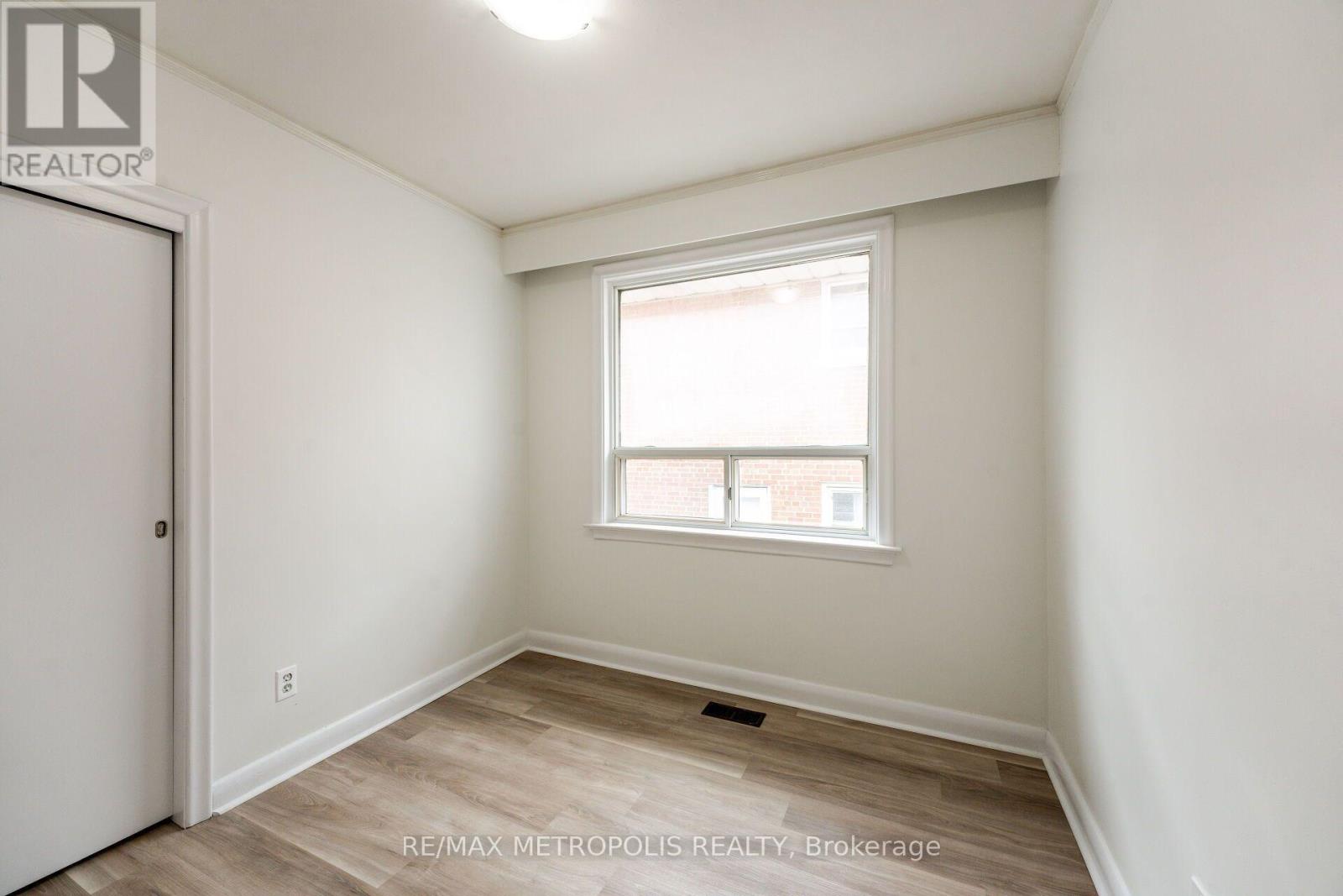 20 Perivale Crescent, Toronto, Ontario  M1J 2C1 - Photo 37 - E13798878