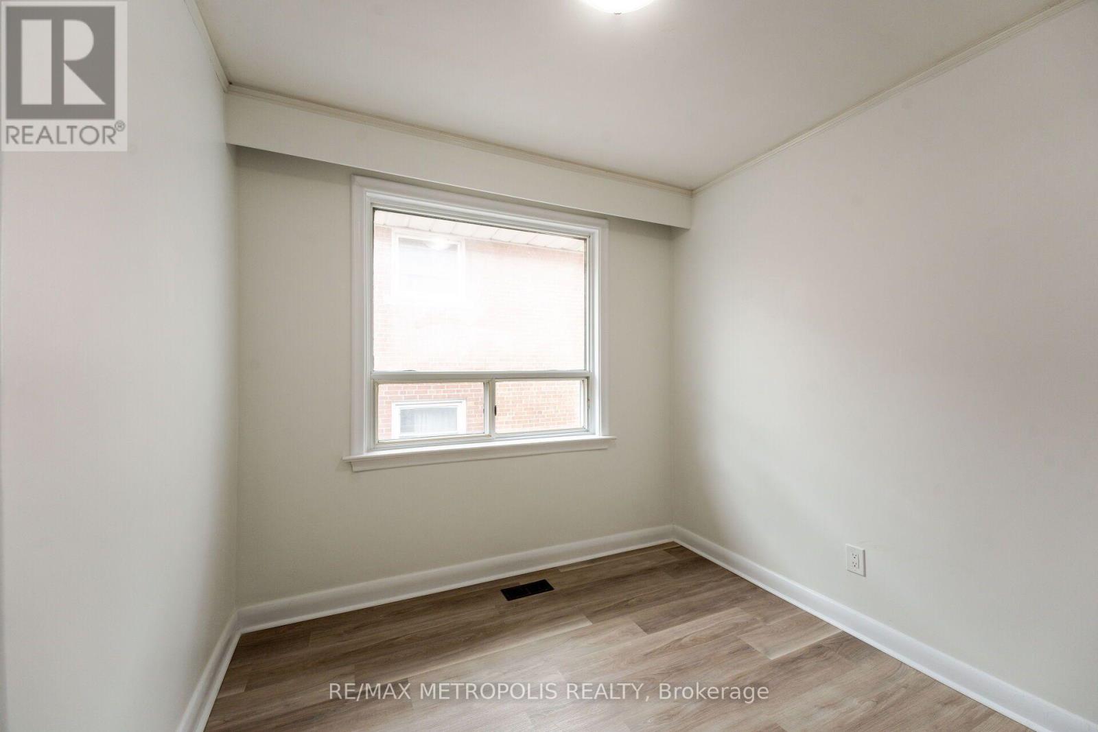 20 Perivale Crescent, Toronto, Ontario  M1J 2C1 - Photo 38 - E13798878