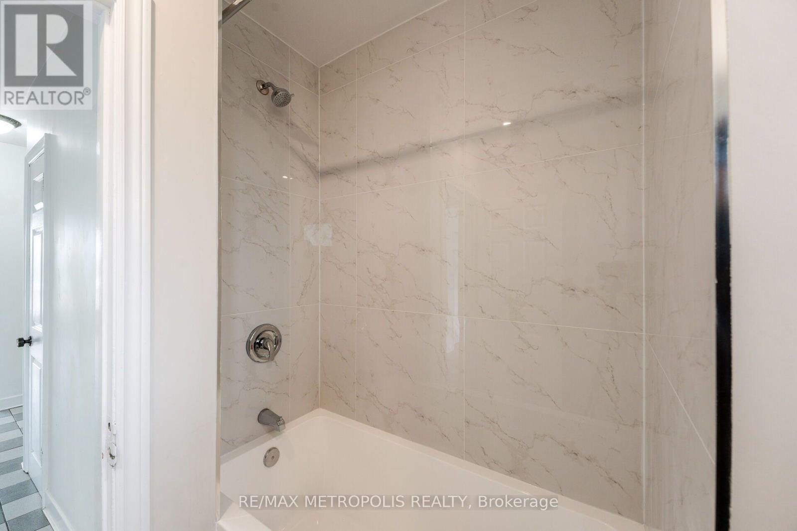 20 Perivale Crescent, Toronto, Ontario  M1J 2C1 - Photo 47 - E13798878