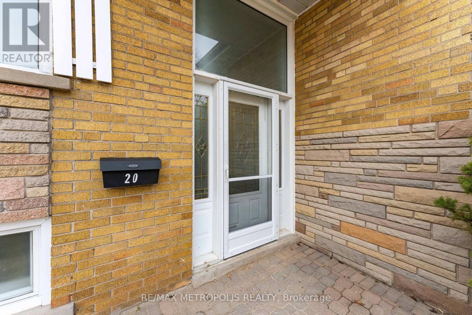 20 Perivale Crescent, Toronto, Ontario  M1J 2C1 - Photo 7 - E13798878