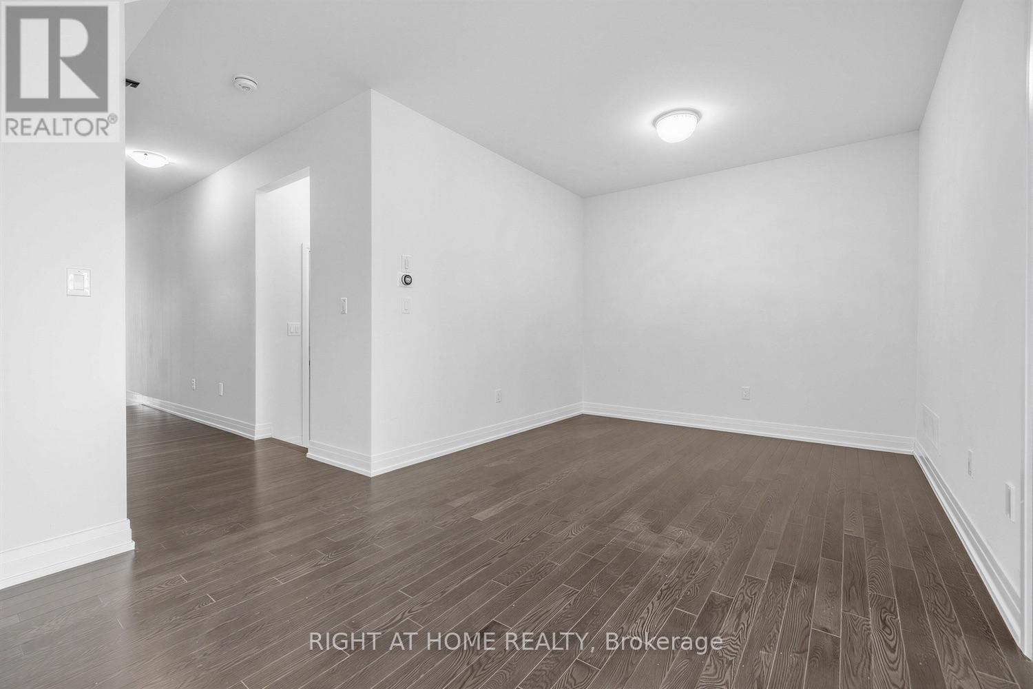 6 Gillivary Drive, Whitby, Ontario  L1P 0C9 - Photo 5 - E13798934